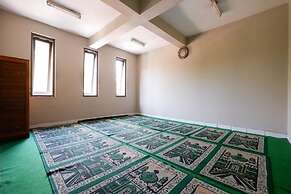 RedDoorz Plus @ Singosari Raya