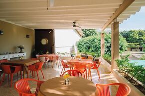 Hotel Diria Santa Cruz