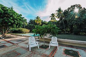 Hotel Diria Santa Cruz