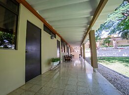 Hotel Diria Santa Cruz