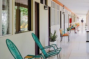 Hotel Diria Santa Cruz