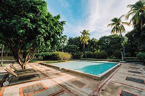 Hotel Diria Santa Cruz