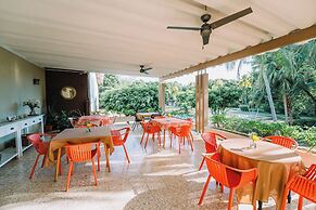 Hotel Diria Santa Cruz