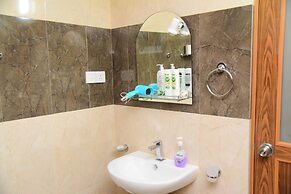 White Villa Airport Transit Hotel