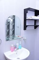 White Villa Airport Transit Hotel