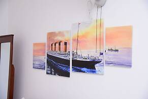 White Villa Airport Transit Hotel