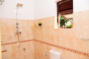 White Villa Airport Transit Hotel