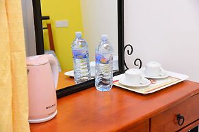 White Villa Airport Transit Hotel