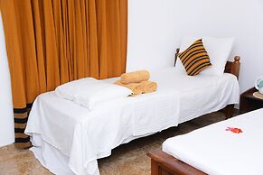 White Villa Airport Transit Hotel