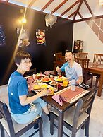 White Villa Airport Transit Hotel