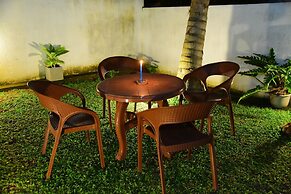 White Villa Airport Transit Hotel