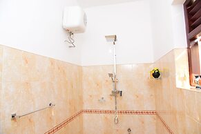 White Villa Airport Transit Hotel