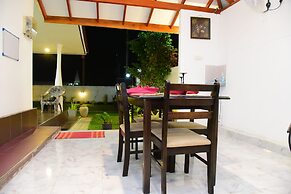 White Villa Airport Transit Hotel