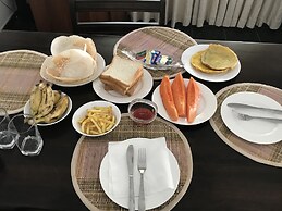 White Villa Airport Transit Hotel