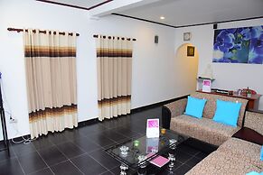 White Villa Airport Transit Hotel