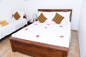 White Villa Airport Transit Hotel