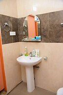 White Villa Airport Transit Hotel