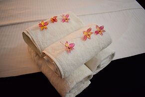 White Villa Airport Transit Hotel