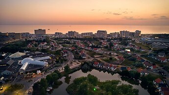 Beach Hotel Zandvoort BY Center Parcs