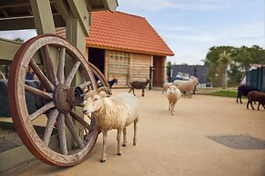 Beach Hotel Zandvoort BY Center Parcs