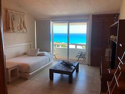 Ocean Front Suites by Rodero Condos