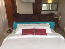 Ocean Front Suites by Rodero Condos