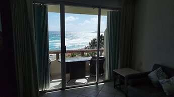 Ocean Front Suites by Rodero Condos