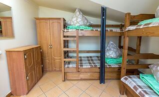 Hostel VadiVad
