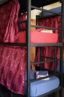 El Nomada Hotel & Hostel