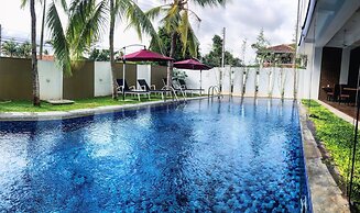 Daffodils Beach Negombo