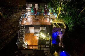 PULI GuanPu Fallsview Stay House