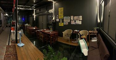 PULI GuanPu Fallsview Stay House