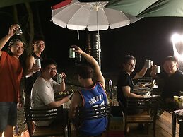 PULI GuanPu Fallsview Stay House