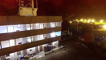 PULI GuanPu Fallsview Stay House