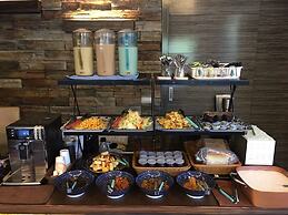 PULI GuanPu Fallsview Stay House