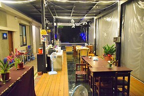 PULI GuanPu Fallsview Stay House