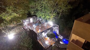 PULI GuanPu Fallsview Stay House