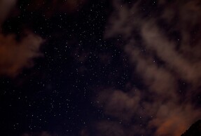 PULI GuanPu Fallsview Stay House