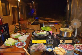 PULI GuanPu Fallsview Stay House