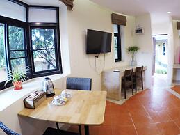 Chiangrai Lake Hill Resort