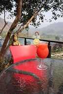 Chiangrai Lake Hill Resort