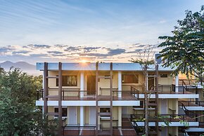 Chiangrai Lake Hill Resort