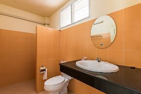 Chiangrai Lake Hill Resort