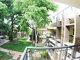 Chiangrai Lake Hill Resort