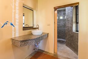 Chiangrai Lake Hill Resort