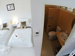 Chiangrai Lake Hill Resort