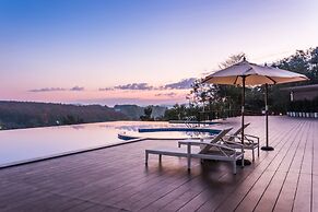 Chiangrai Lake Hill Resort