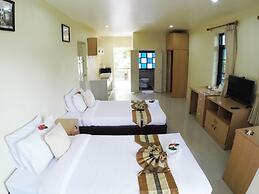 Chiangrai Lake Hill Resort