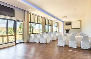 Chiangrai Lake Hill Resort