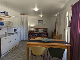 Kingscote Tourist Park and Family Units